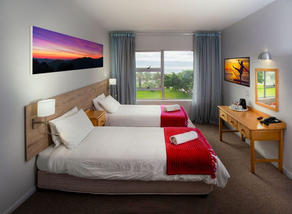 Port Elizabeth Beachfront Accommodation | Port Elizabeth Beachfront Accommodation | Humewood Lodge